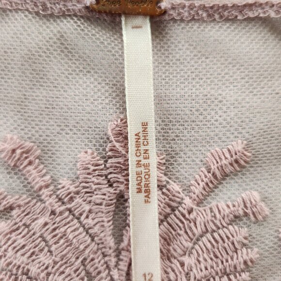 As Seen On Taylor Swift: Free People Reign Over Me Lace Dress - Picture 15 of 16